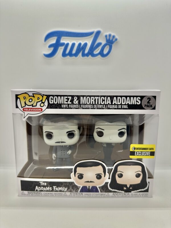 IMG_5517 Addams Family Gomez & Morticia Addams 2 Pack