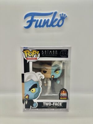 Batman Two Face 432 Comic Con