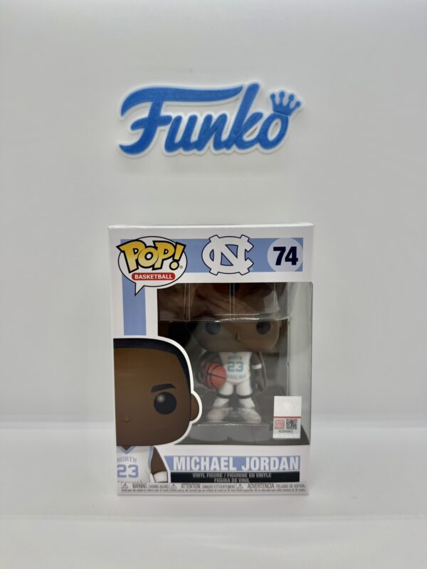 IMG_0687 NBA Michael Jordan 74